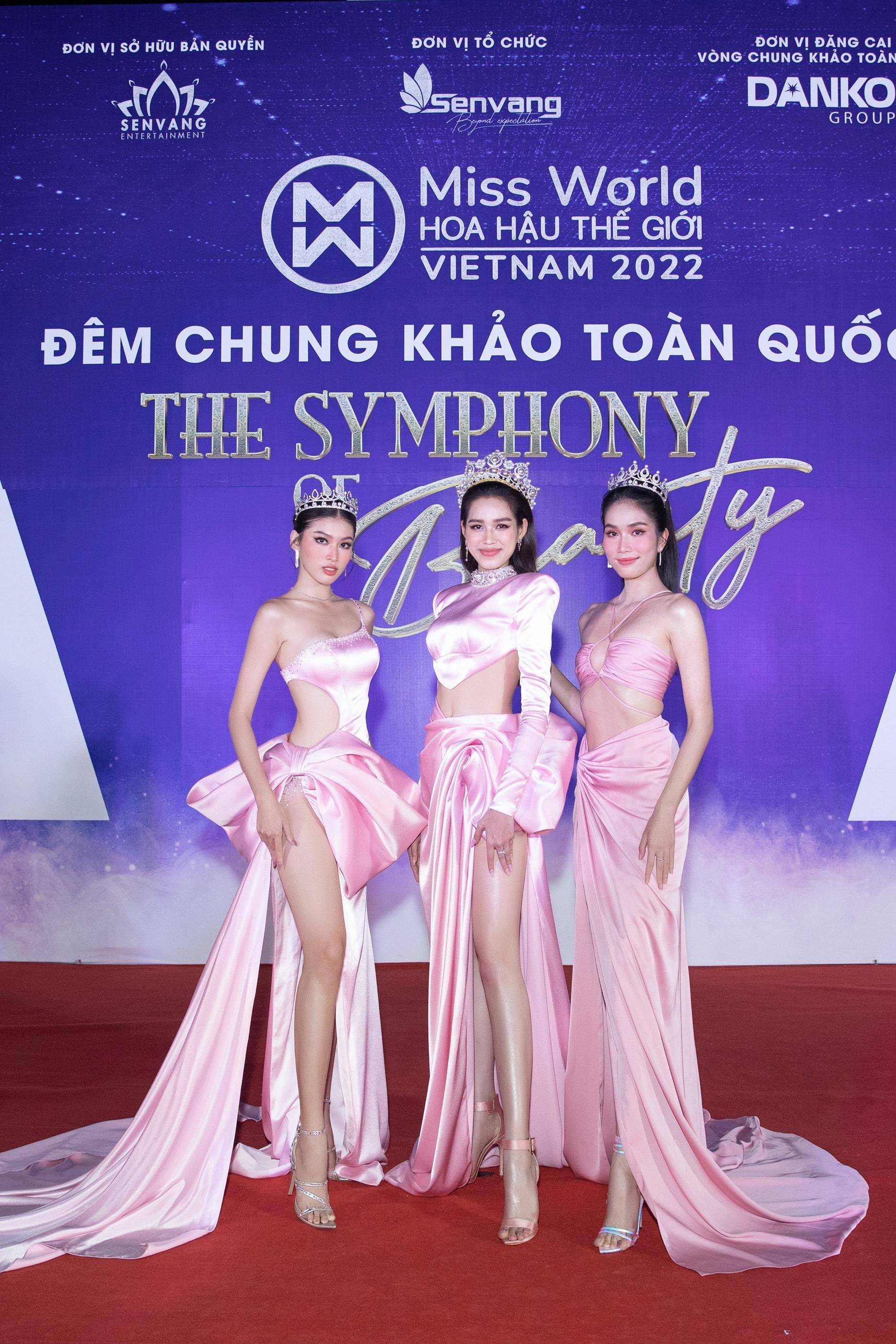 Top 3 hoa hậu Việt Nam 2020 mặc váy cut-out khoe body hút mắt tại thảm đỏ Miss World 2022